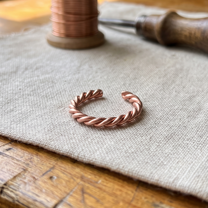 Anillo Tensor de Cobre de Inés