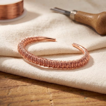 Brazalete Rígido de Cobre Fiordo de Inés